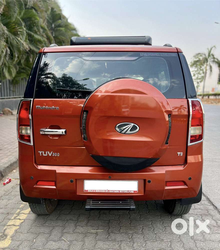 Mahindra Tuv 300 Mhawk100 T8 Dual Tone, 2017, Diesel