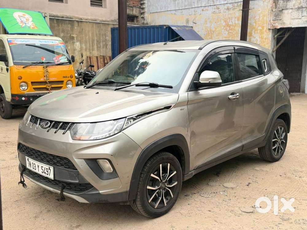 Mahindra Kuv 100 G80 K8 Dual Tone, 2018, Petrol