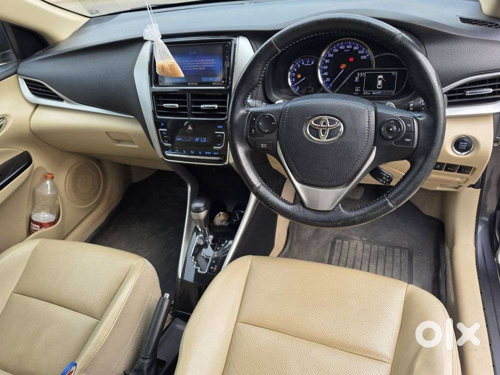 Toyota Yaris Vx Cvt, 2019, Petrol