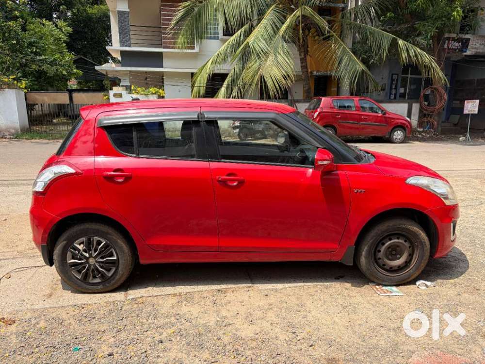 Maruti Suzuki Swift Vxi + Manual, 2016, Petrol