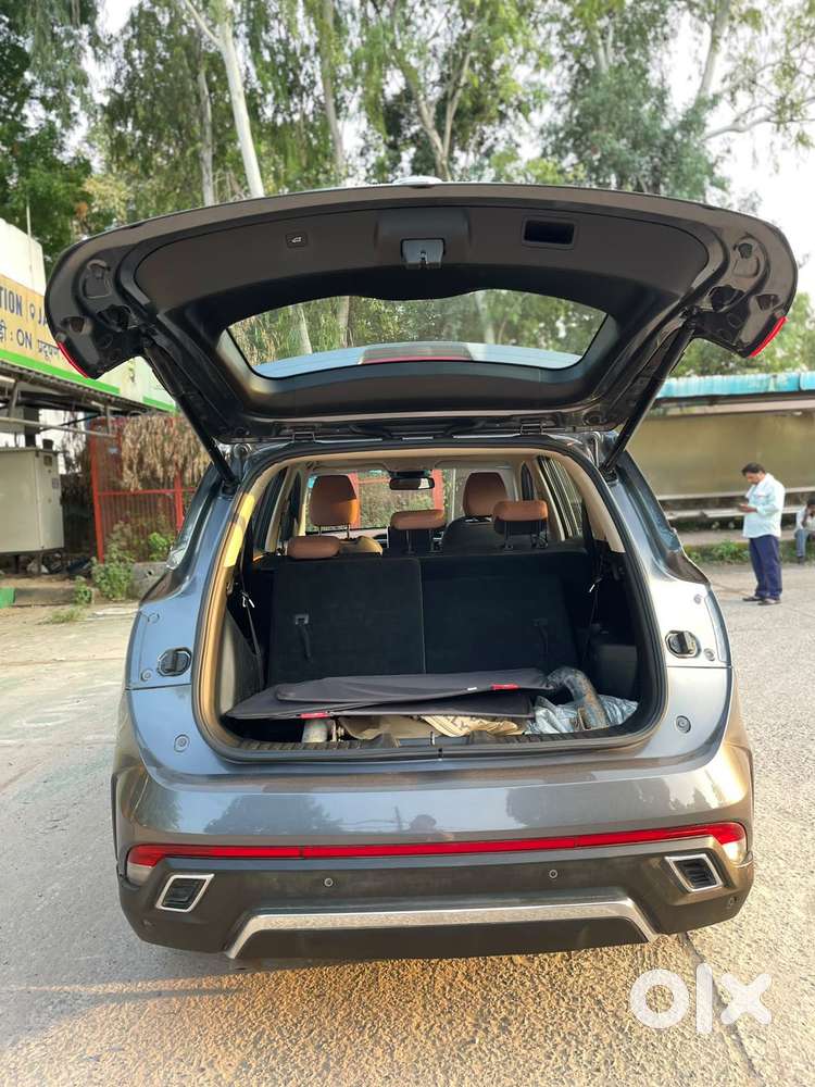 Mg Hector Plus Savvy Pro 1.5 Turbo Petrol Cvt 7 Str, 2024, Petrol