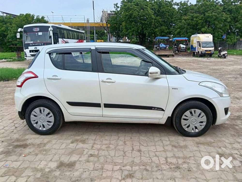 Maruti Suzuki Swift 1.2 Vxi (o), 2012, Petrol