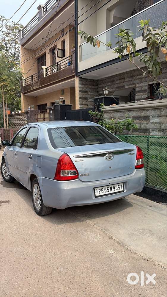 Toyota Etios 2011 Cng & Hybrids 100000 Km Driven