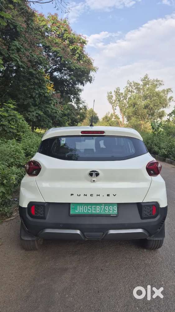 Tata Punch Ev 2025 (very Less Driven)