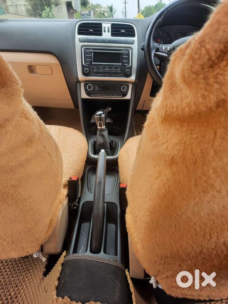 Volkswagen Polo Highline 1.6l Petrol, 2015, Petrol