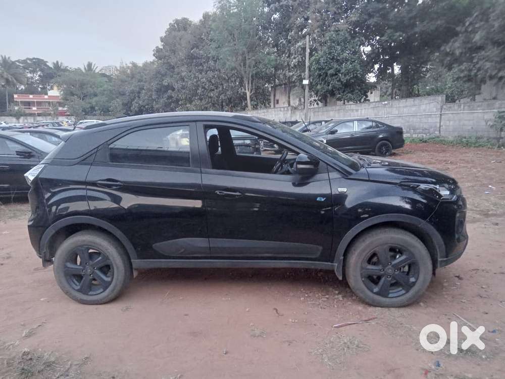 Tata Nexon Ev Xz Plus Dark Edition, 2022, Electric