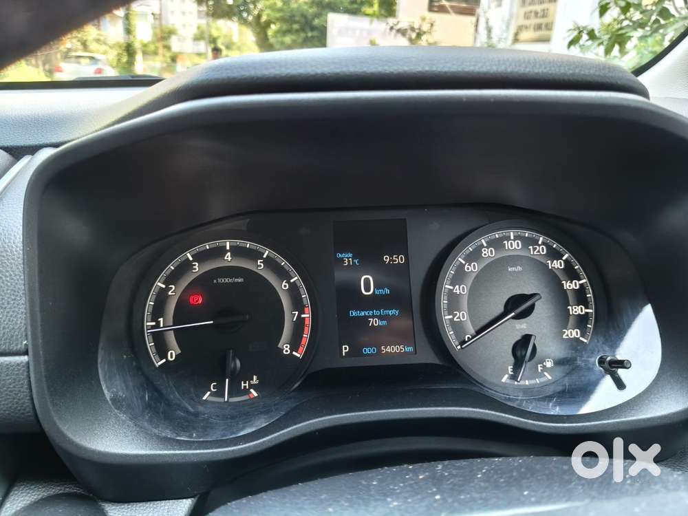 Toyota Innova Hycross 7s Option, 2024, Petrol
