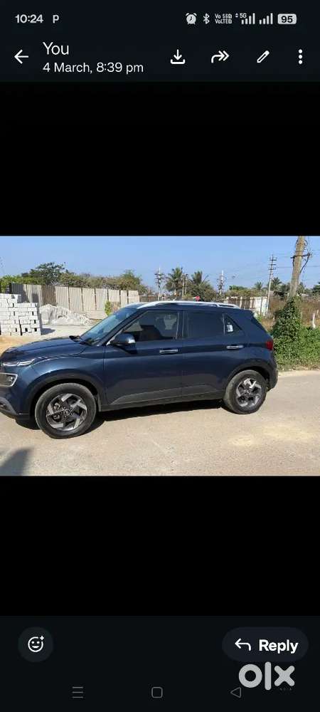 Hyundai Venue 2021 With Sunroof