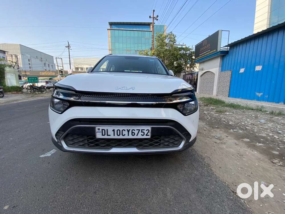 Kia Carens Prestige Plus Diesel, 2024, Petrol