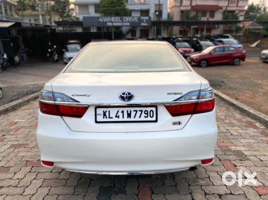 Toyota Camry 2.5 Hybrid, 2016, Petrol