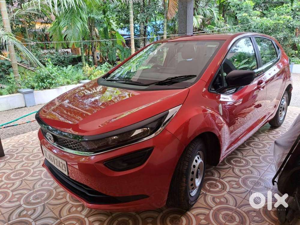 Tata Altroz 1.2 Xe, 2021, Petrol