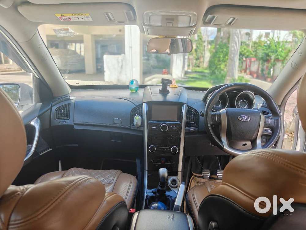 Selling My Well-maintained Xuv500- W11(o)(jun-2018 Model)