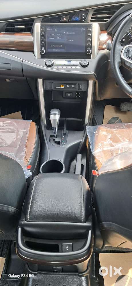 Toyota Innova Crysta [2020-ongoing] 2.4 Zx 7 Str, 2022, Diesel