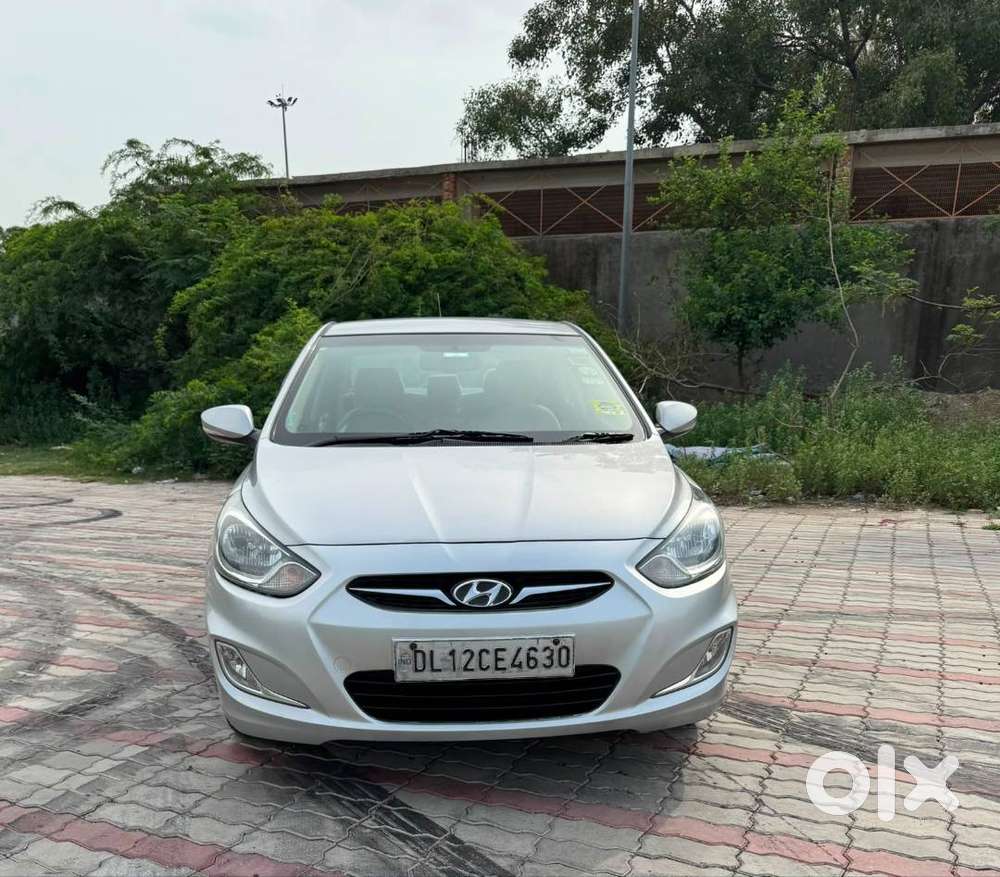 Hyundai Verna Fluidic Sx 1.6 Vtvt Petrol Car