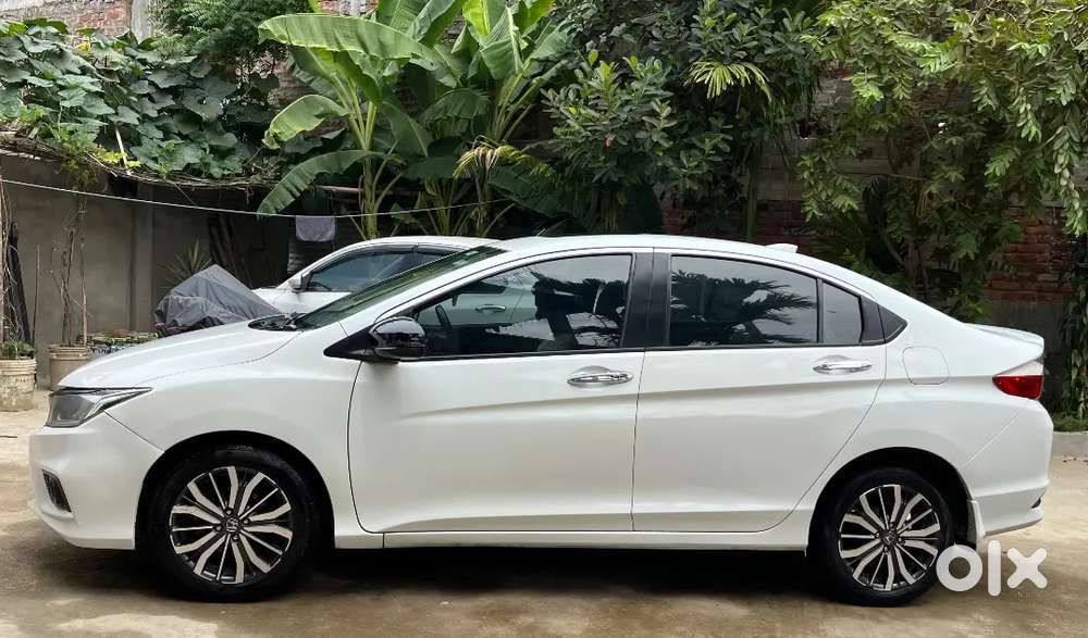 Honda City Zx 2017 Petrol With Sunroof