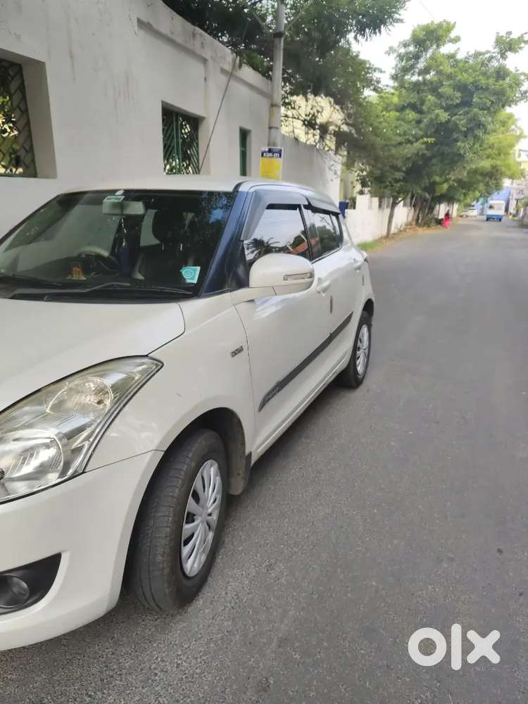 Maruti Suzuki Swift 2012