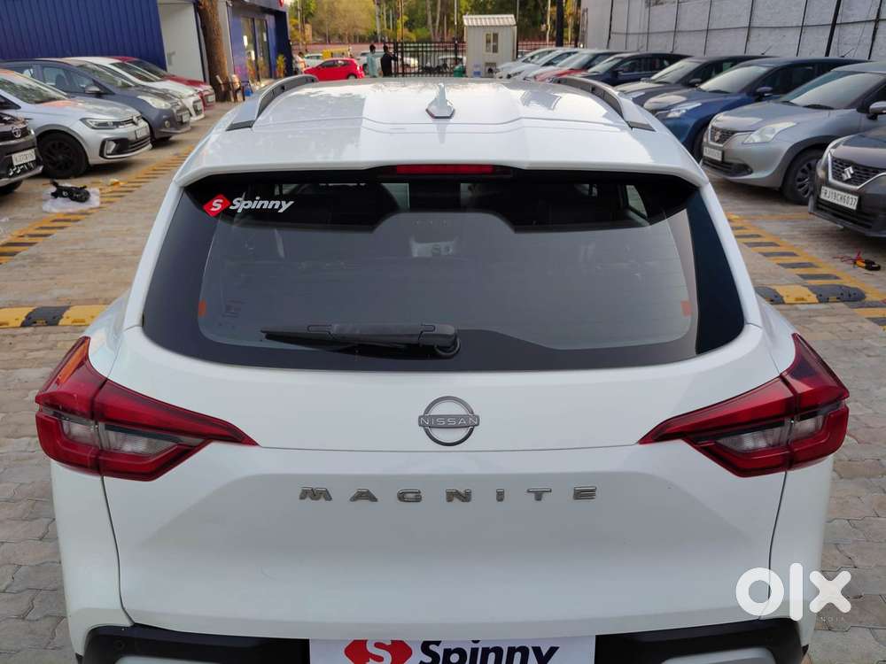 Nissan Magnite 1.0 Xv, 2022, Petrol