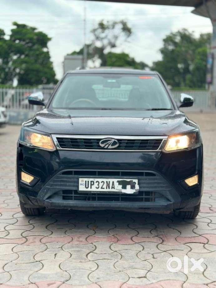 Mahindra Xuv300 W4, 2022, Petrol