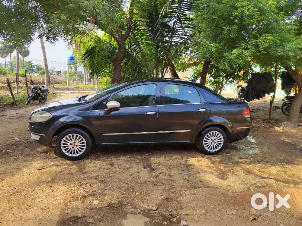 Fiat Linea 2010 Petrol 88000 Km Driven