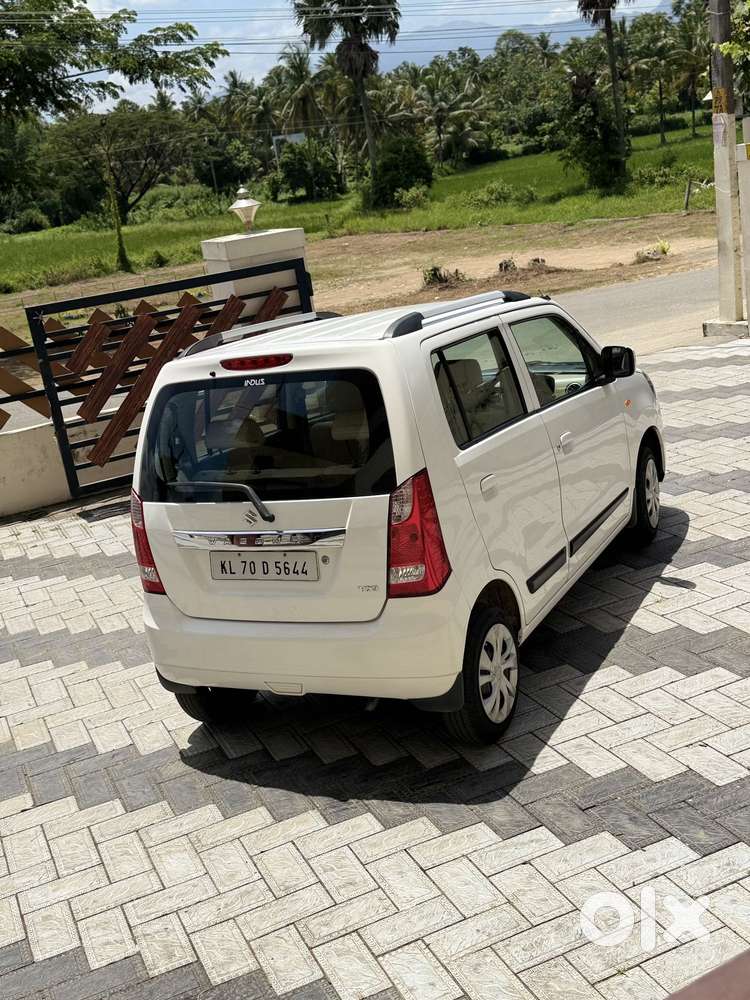 Maruti Suzuki Wagon R 1.0 Vxi, 2018, Petrol