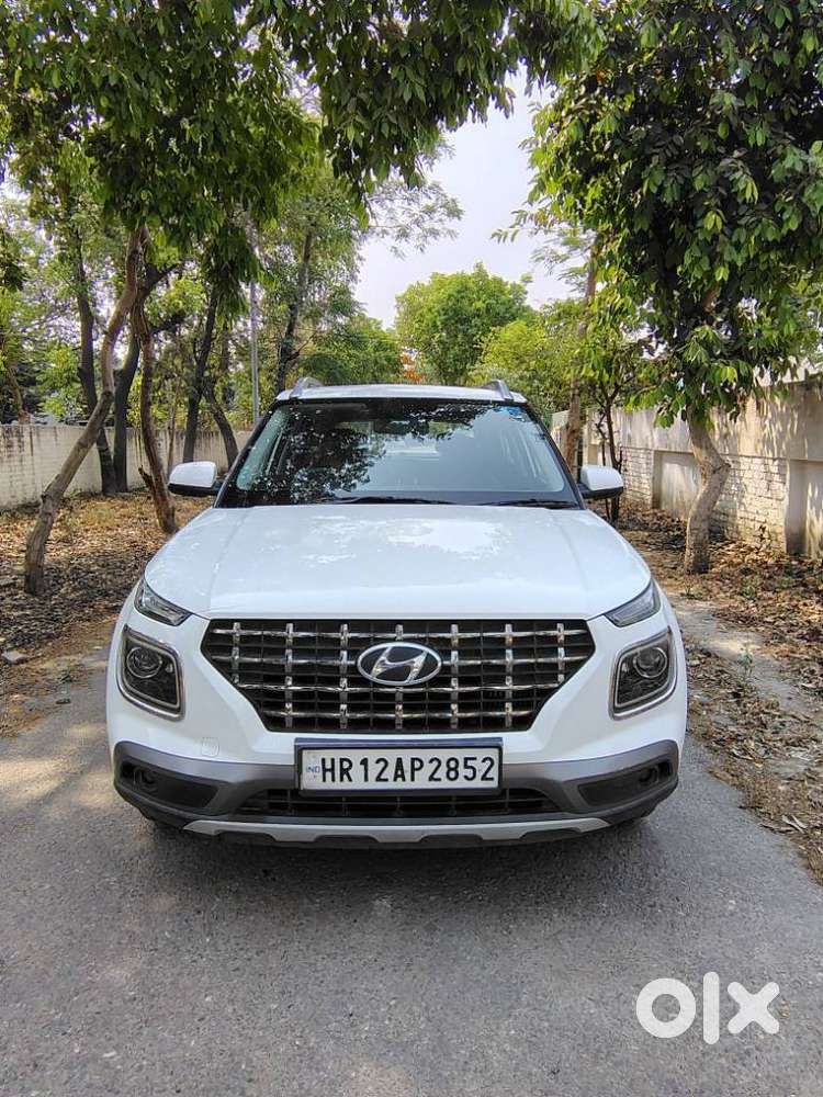 Hyundai Venue 1.0 Sx Turbo Imt, 2022, Petrol