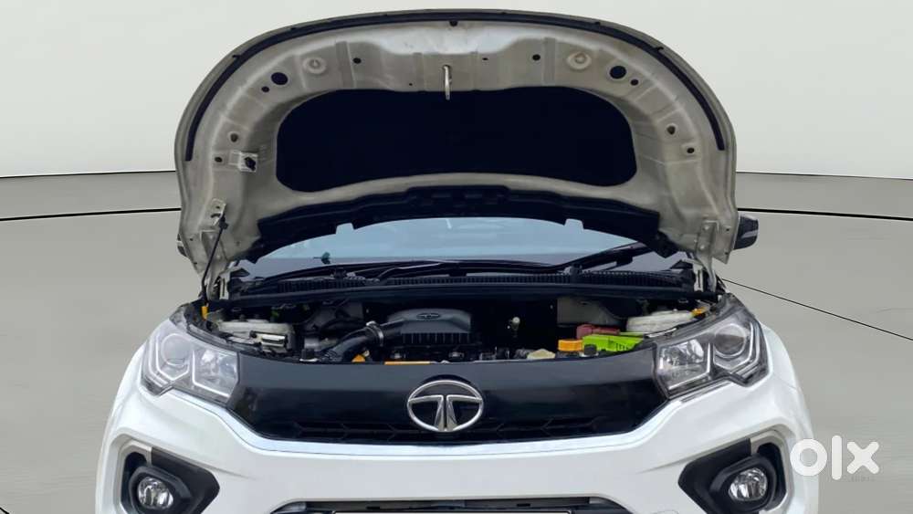 Tata Nexon 1.2 Revotron Xz Plus, 2022, Petrol
