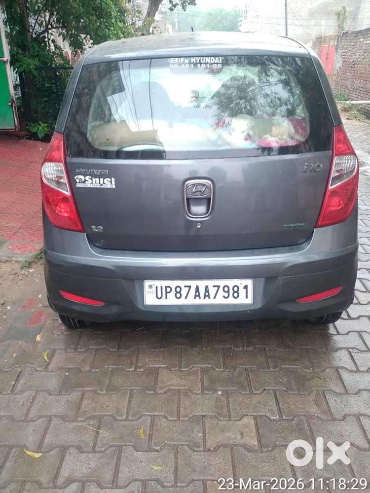 Puranni Ho Gayi Hai Bechni Hai