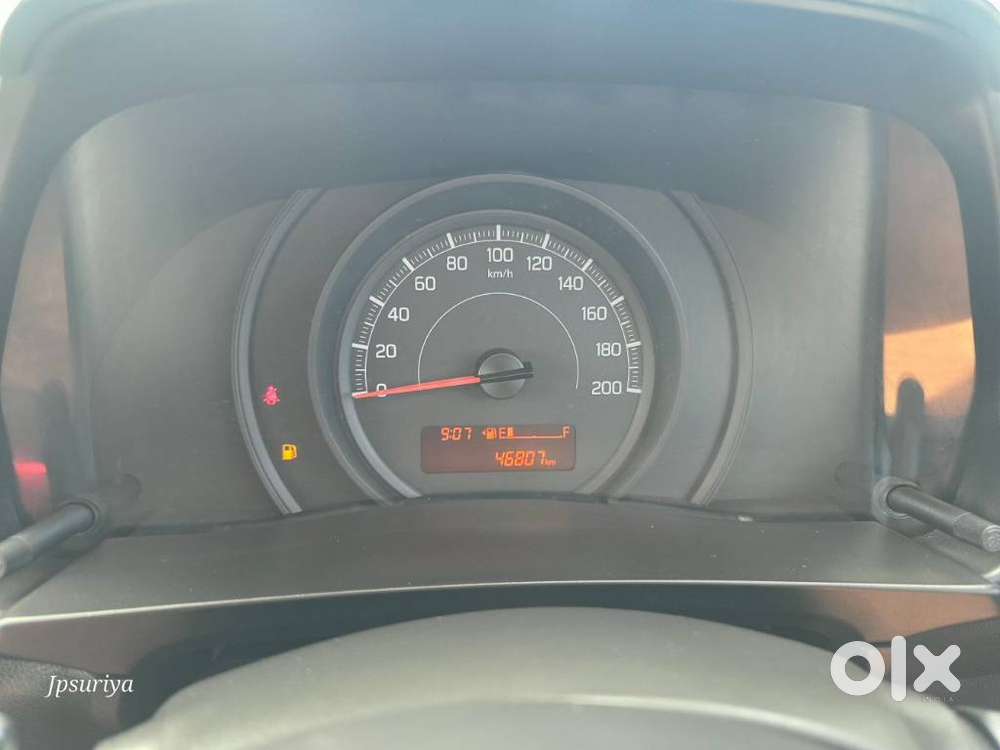 Maruti Suzuki Swift Lxi Optional-o, 2021, Petrol