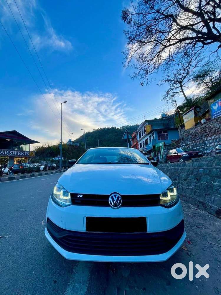 Volkswagen Petrol 2011 Manual Car