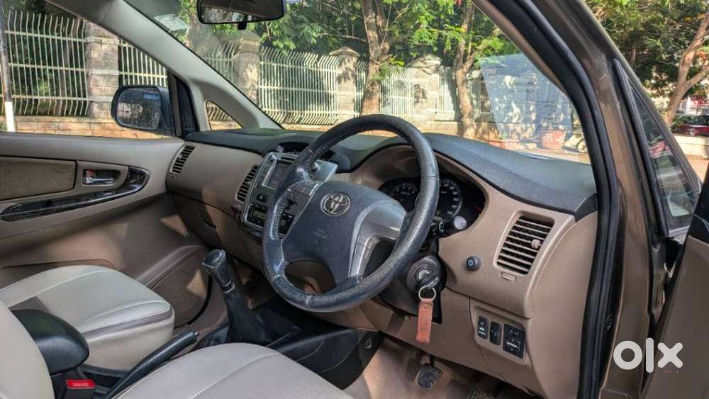 Toyota Innova 2.5 V 7 Str, 2016, Diesel