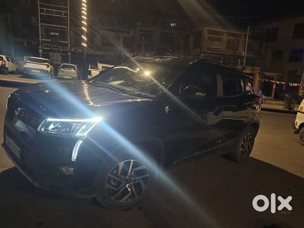 Mahindra Xuv300 2022 Petrol 37000 Km Driven