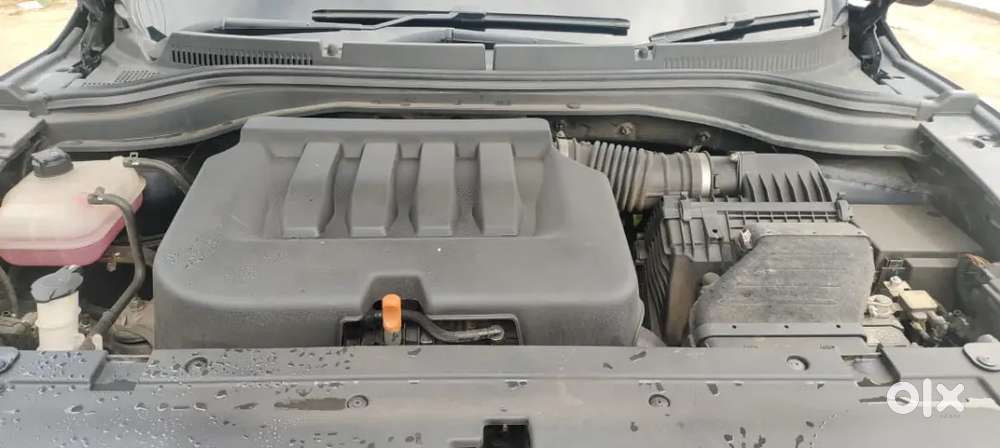 Mahindra Xuv700 2022 Petrol Well Maintained