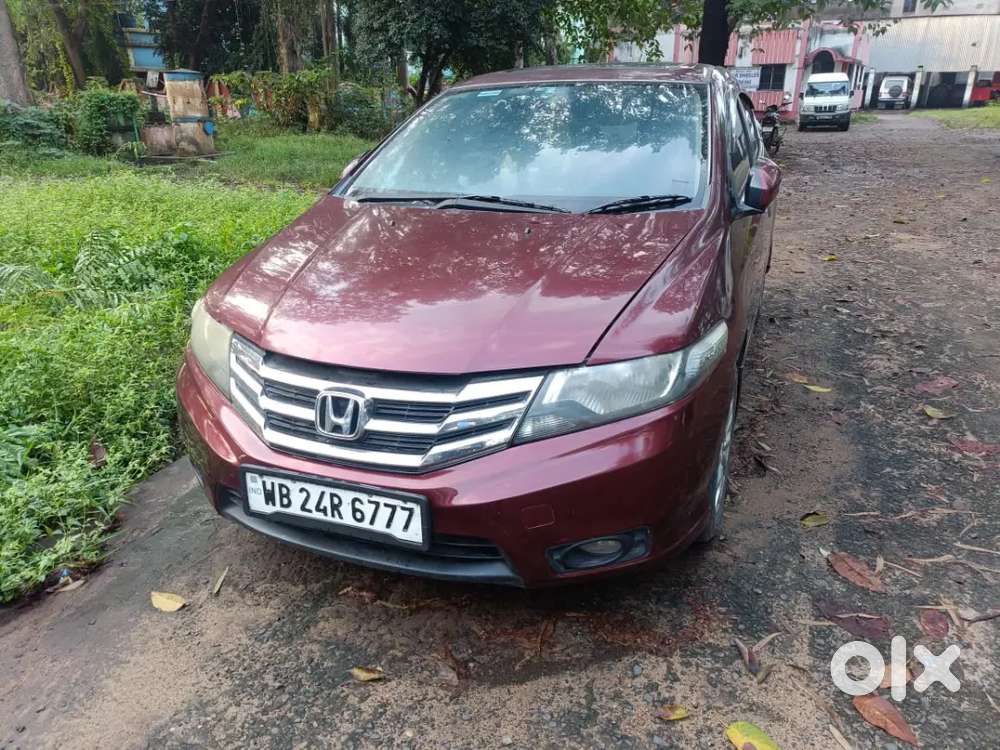 Honda City V At 2012 With Sunroof