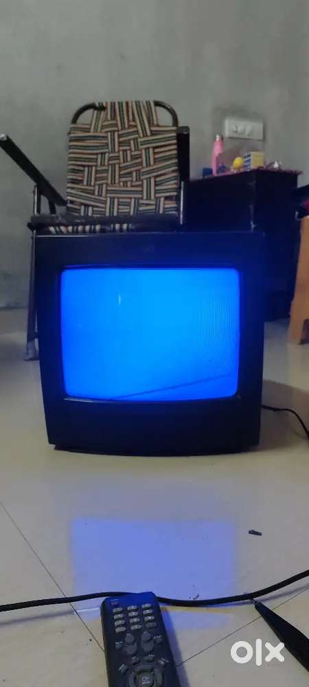 It's a small basic tv for shop - TVs, Video - Audio - 1807783244