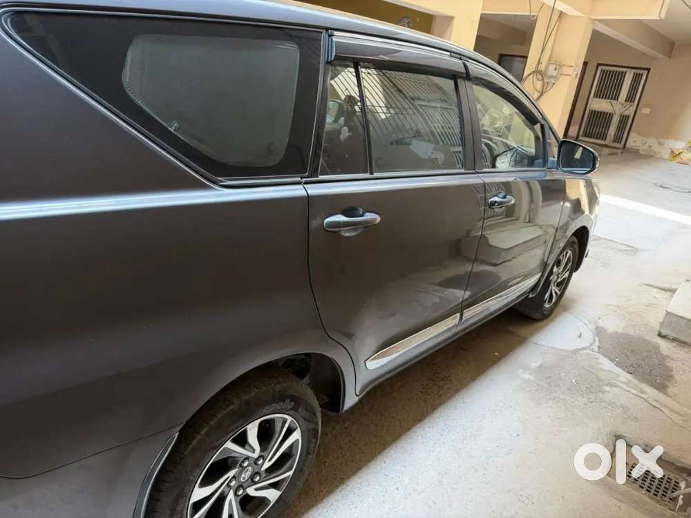 Toyota Innova Crysta 2022 Diesel Well Maintained