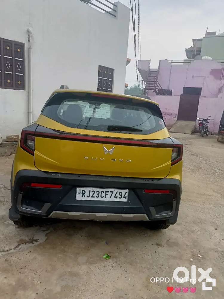 Mahindra Xuv 3xo 2024 Petrol 38321 Km Driven , It's Showroom Condition