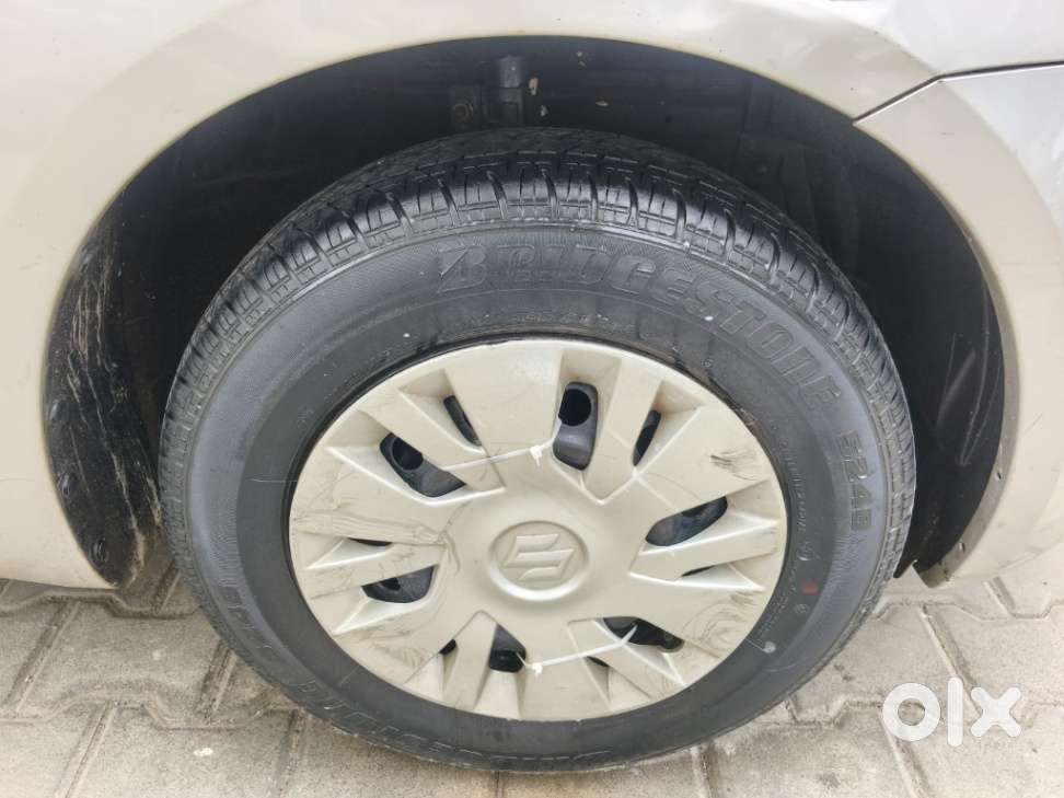 Maruti Suzuki Swift Vxi, 2012, Petrol