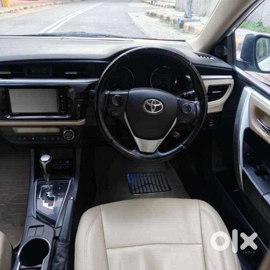 Toyota Corolla Altis 2013-2017 Vl At, 2014, Petrol
