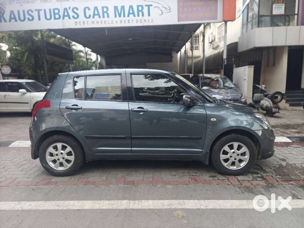 Maruti Suzuki Swift 1.3 Zxi, 2006, Petrol