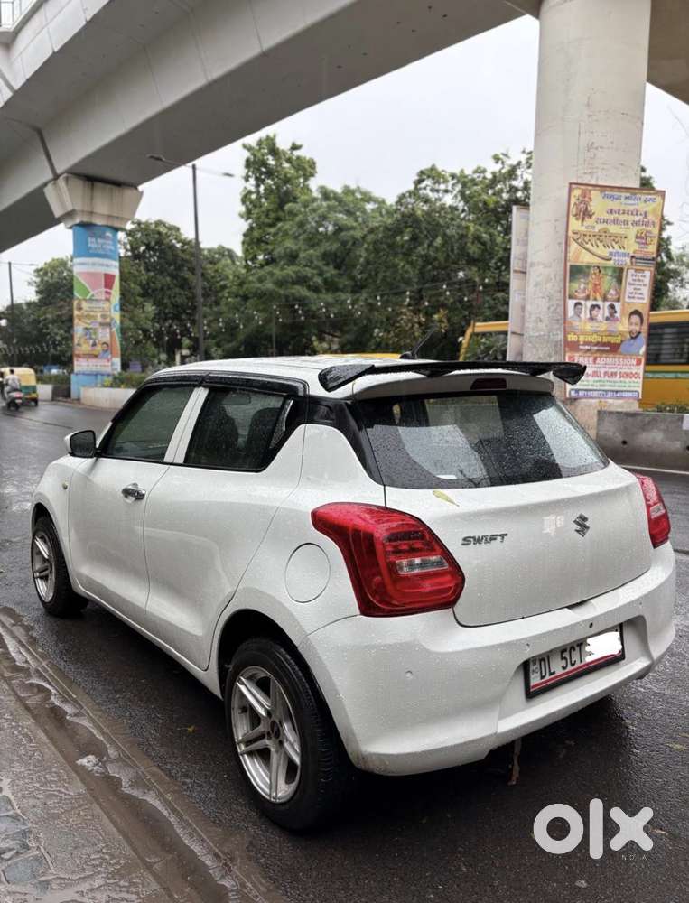 Maruti Suzuki Swift Vvt Lxi, 2022, Cng & Hybrids