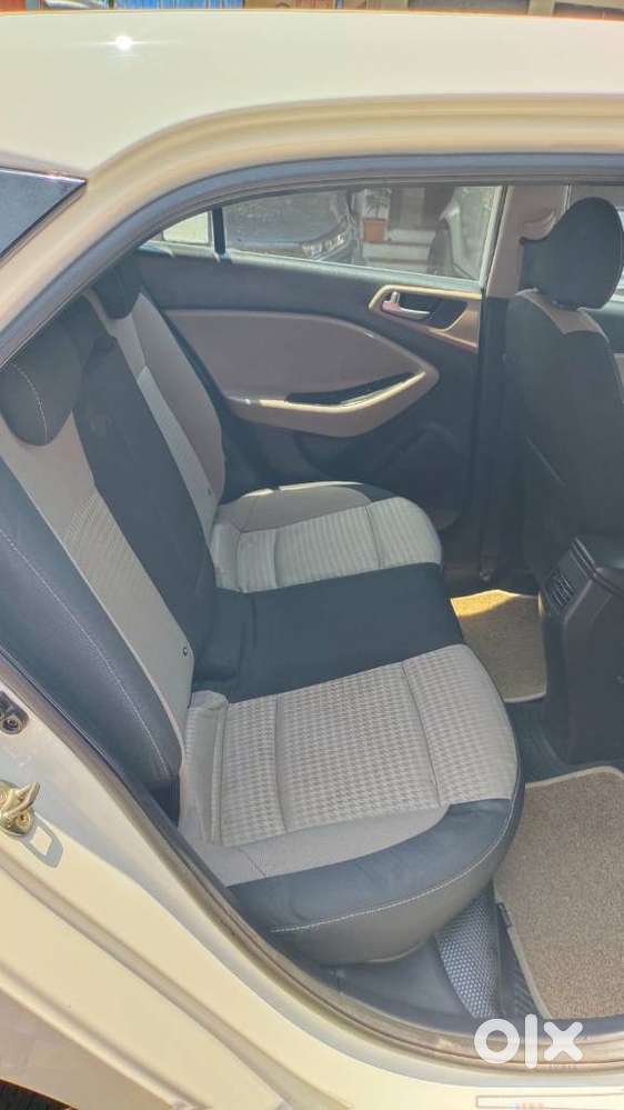 Hyundai I20 Asta (o) 1.2 Mt, 2019, Petrol