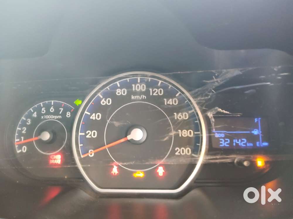 Hyundai I10 Sportz, 2012, Petrol