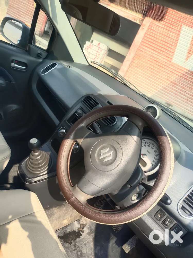 Maruti Suzuki Ritz 2011 Diesel Well Maintained Good Average