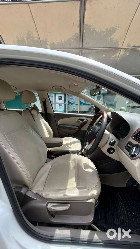 Skoda Rapid 2015 Elegance At 2015 Model