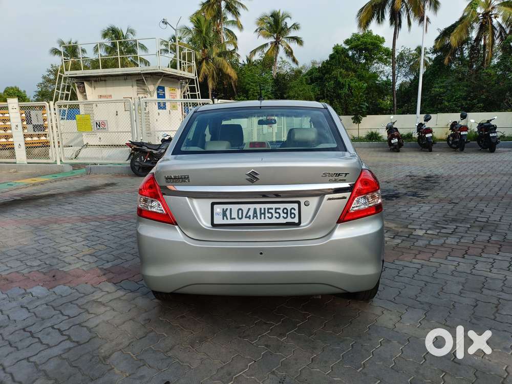 Maruti Suzuki Swift Dzire Amt Vxi, 2015, Petrol