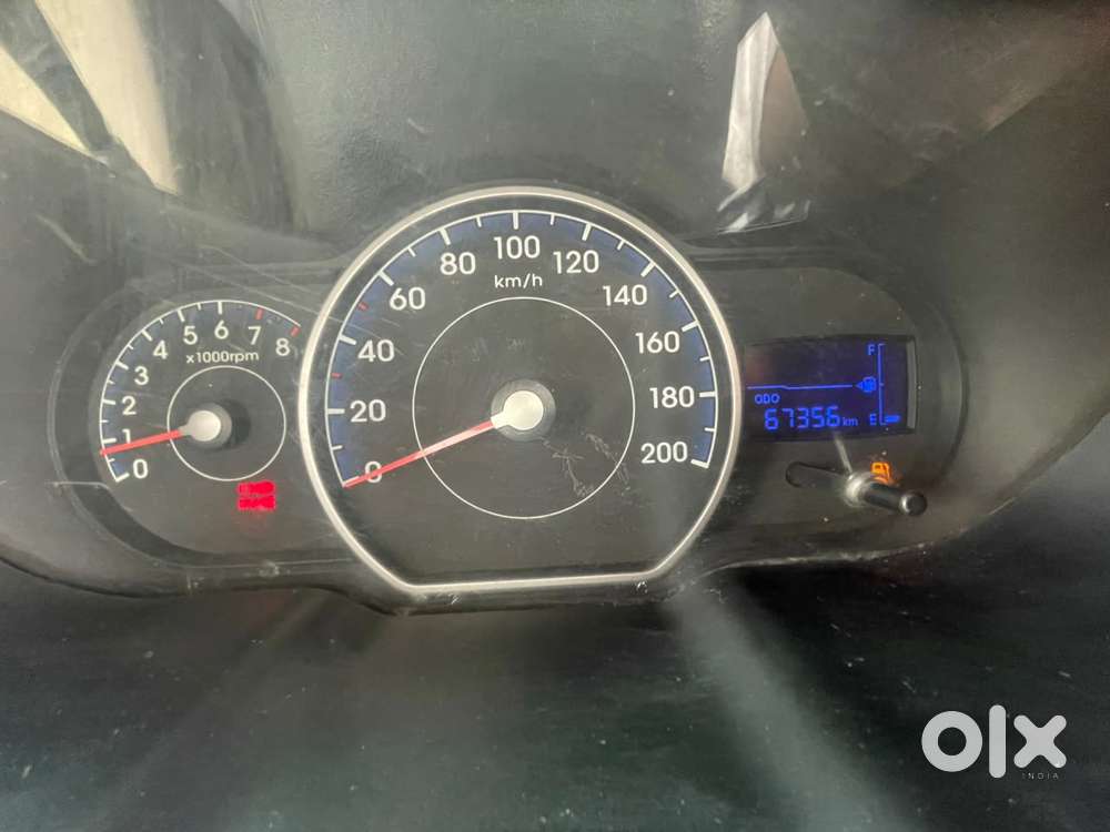 Hyundai I10 Sportz, 2015, Petrol