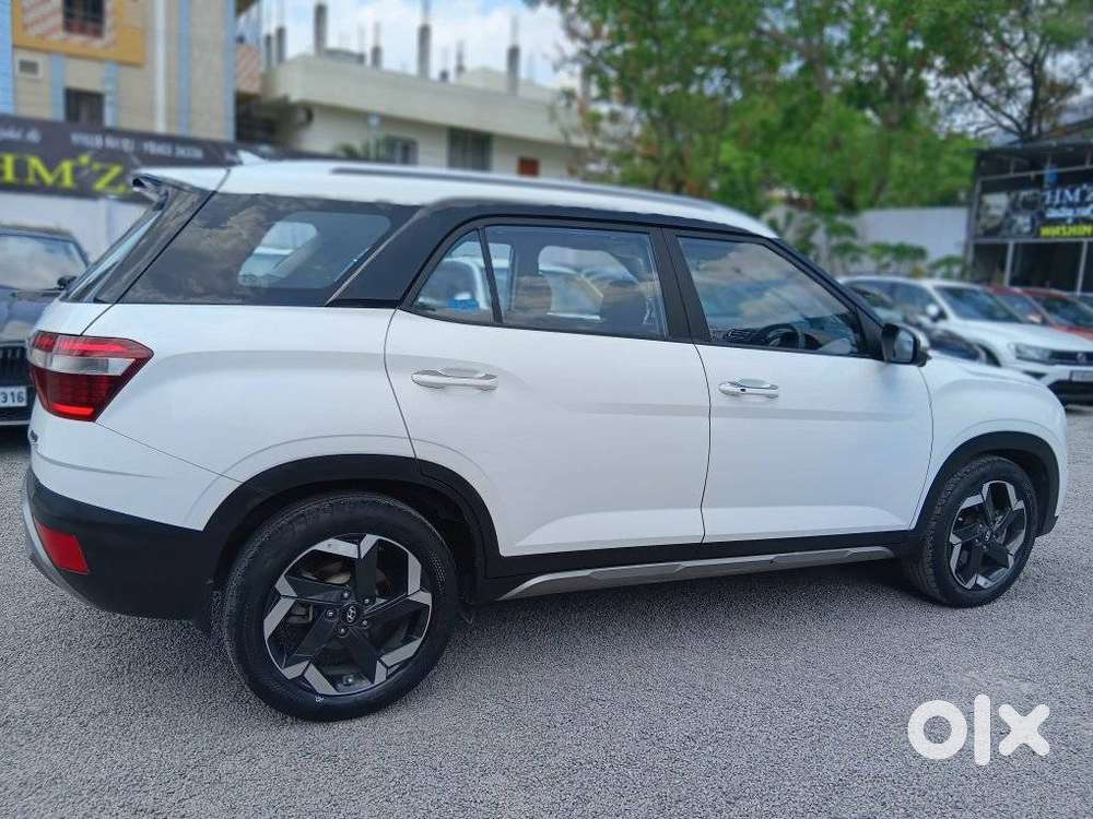 Hyundai Alcazar Signature, 2021, Petrol