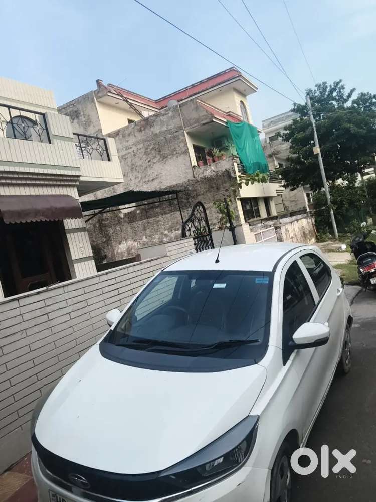 Tata Tiago 1.05 Revotorq Xt 2021 Petrol Manual