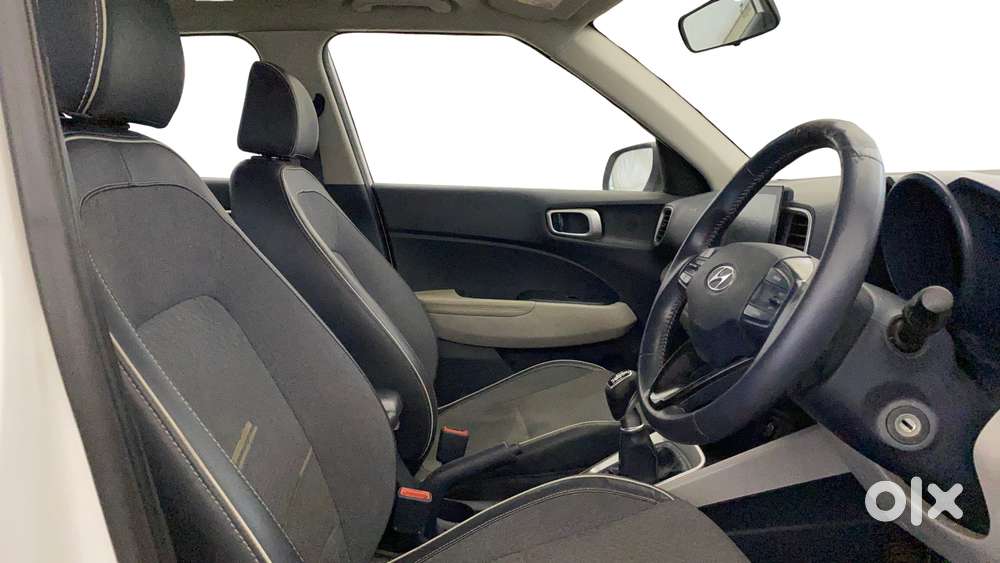 Hyundai Venue Sx Dual Tone Turbo, 2019, Petrol