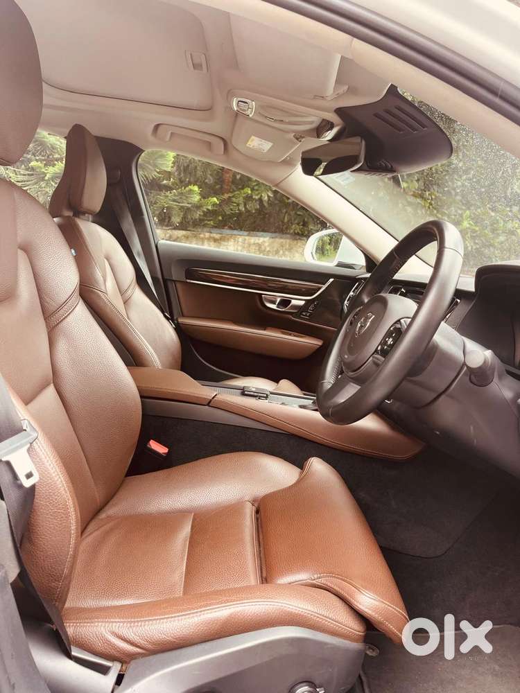 Volvo S90 D4 Momentum, 2019, Diesel
